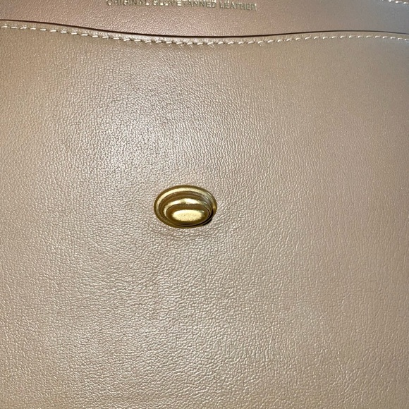 **** SOLD***** Coach Rambler - Picture 14 of 14